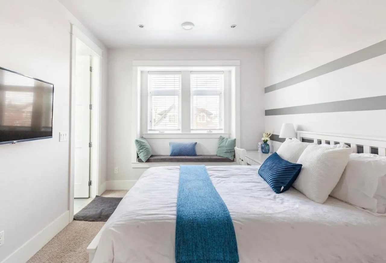 Guest house Vancouver West Cozy Retreat By Host Launch