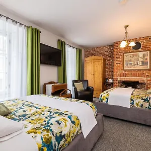 https://le-coureur-des-bois.hotelsquebeccity.net