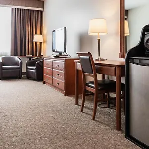 Adam's Airport 3* Ottawa